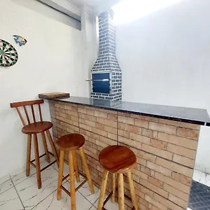 Casa de Férias Casa Espacosa 3 Quartos Sala Cozinha E Churrasqueira, Cabo Frio
